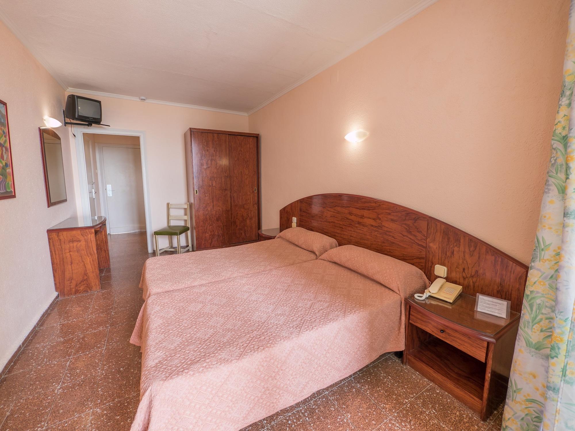 Checkin Garbí Hotel Calella Ngoại thất bức ảnh
