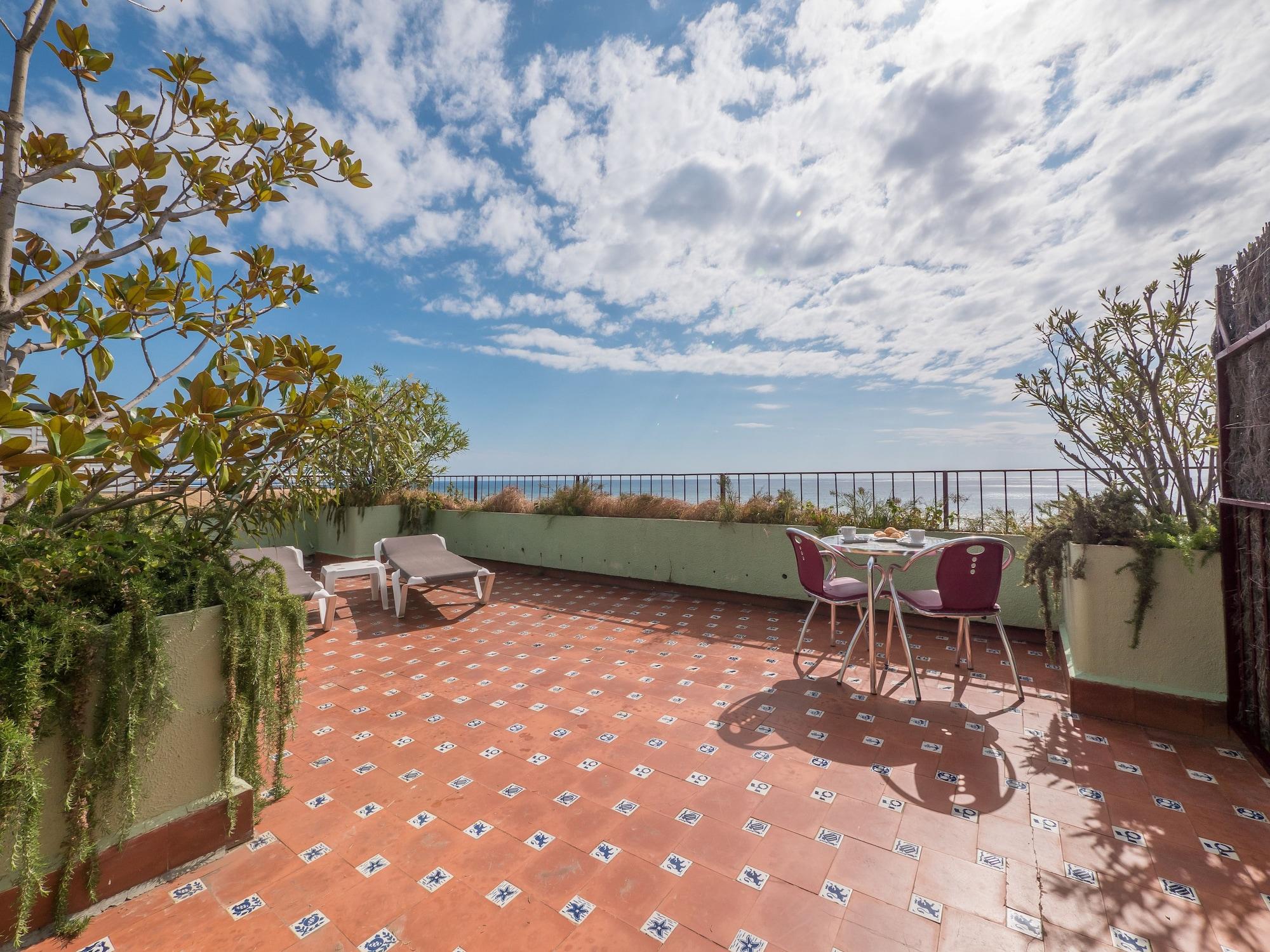 Checkin Garbí Hotel Calella Ngoại thất bức ảnh