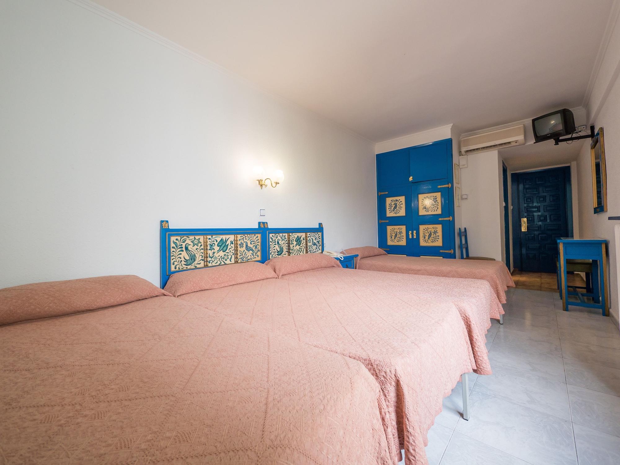 Checkin Garbí Hotel Calella Ngoại thất bức ảnh