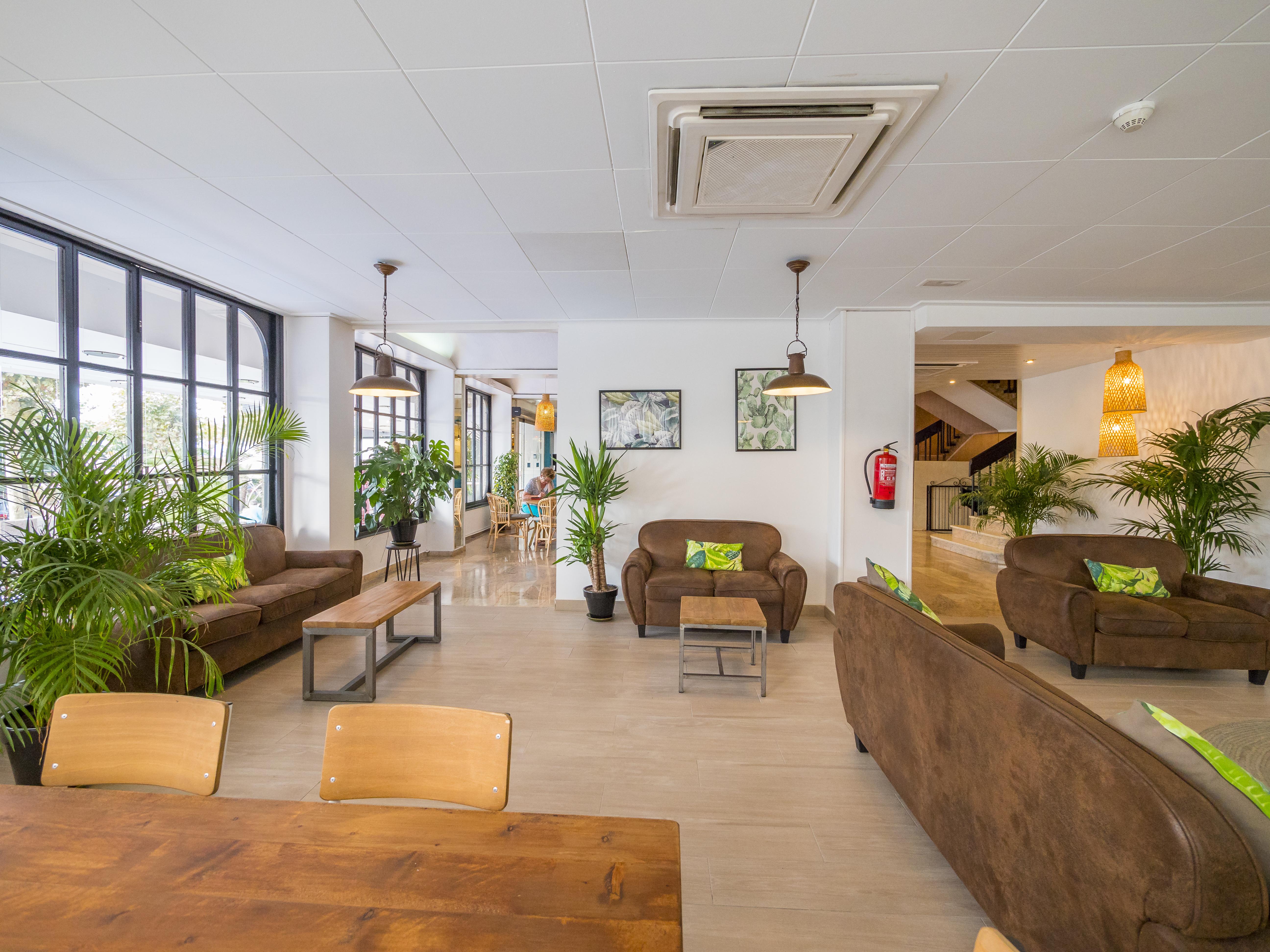 Checkin Garbí Hotel Calella Ngoại thất bức ảnh