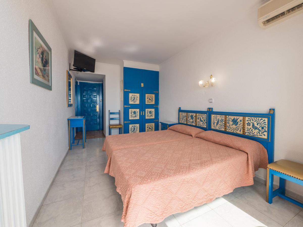 Checkin Garbí Hotel Calella Ngoại thất bức ảnh