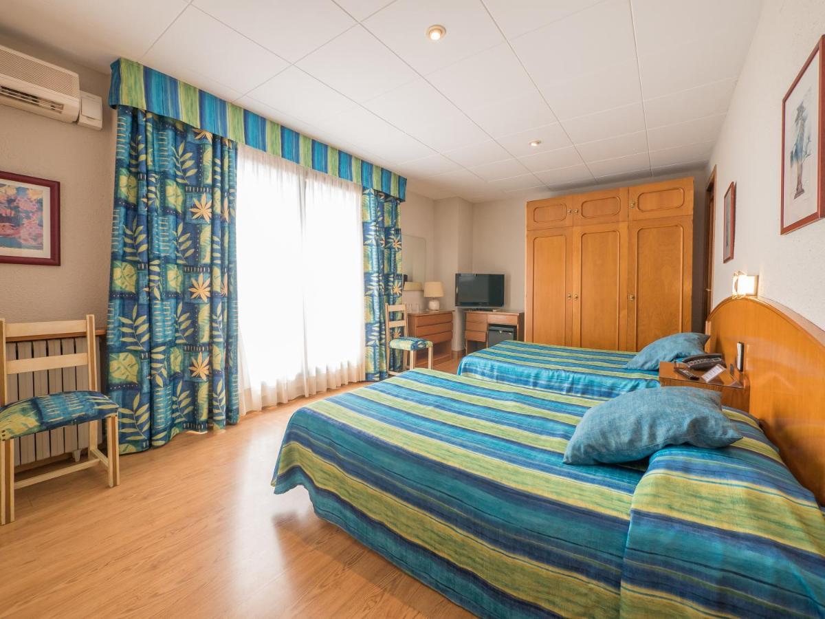 Checkin Garbí Hotel Calella Ngoại thất bức ảnh